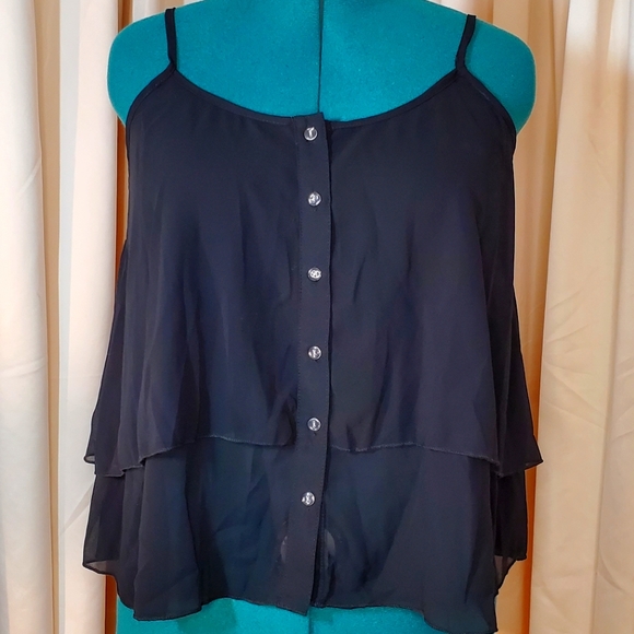 Decree Tops - EUC ~ Such a Flirty Little Top💓Black Layered Chiffon Crop Top ~ So SEXY!!!